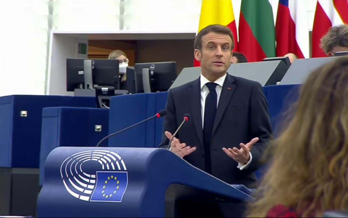 Emmanuel Macron in front of the European Parliament (capture)
