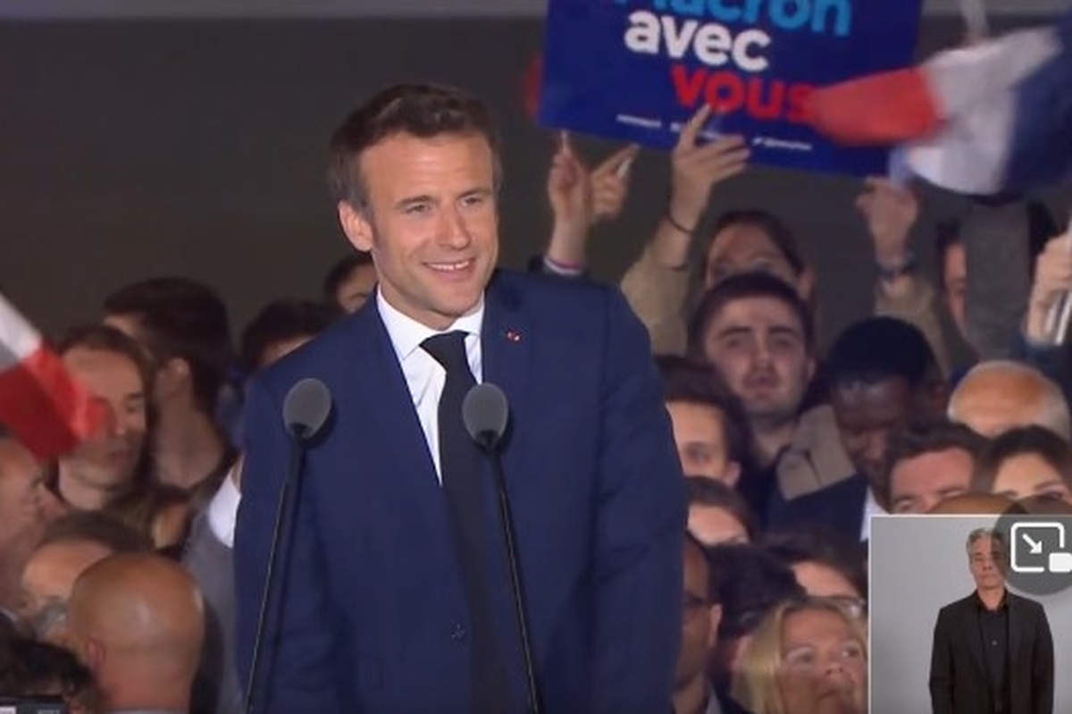 Emmanuel Macron, April 24, 22 at the Champ-de-Mars (capture)
