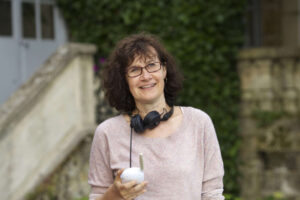 "Saya menemukan pengaturan yang saya butuhkan di Vosges," kata sutradara Anne Le Ny.