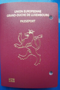 Luxembourg passport (Wikimedia commons)