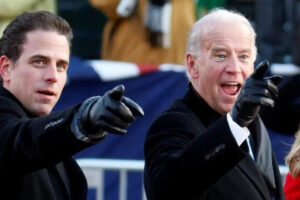 Biden father and son (Flickr)