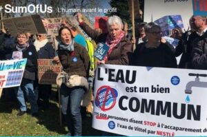 Nestlé puise dans la nappe phréatique de Vittel 800 millions de litres d’eau par an (photo SumOfUs