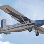 Avion Pilatus PC-6 (By JDrewes (see www.jandrewes.de), slight edit by Alvesgaspar – Own work, CC BY-SA 3.0)